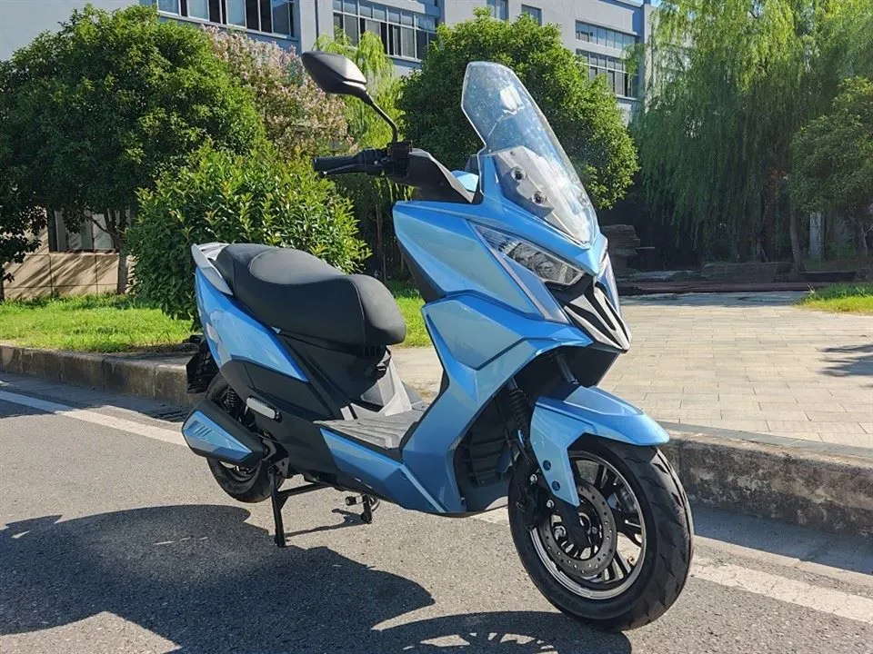 High Speed ​​Adult Electric Motorcycle Battery 2500 Watt Electric Scooter
